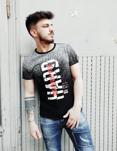 T-shirt hard
